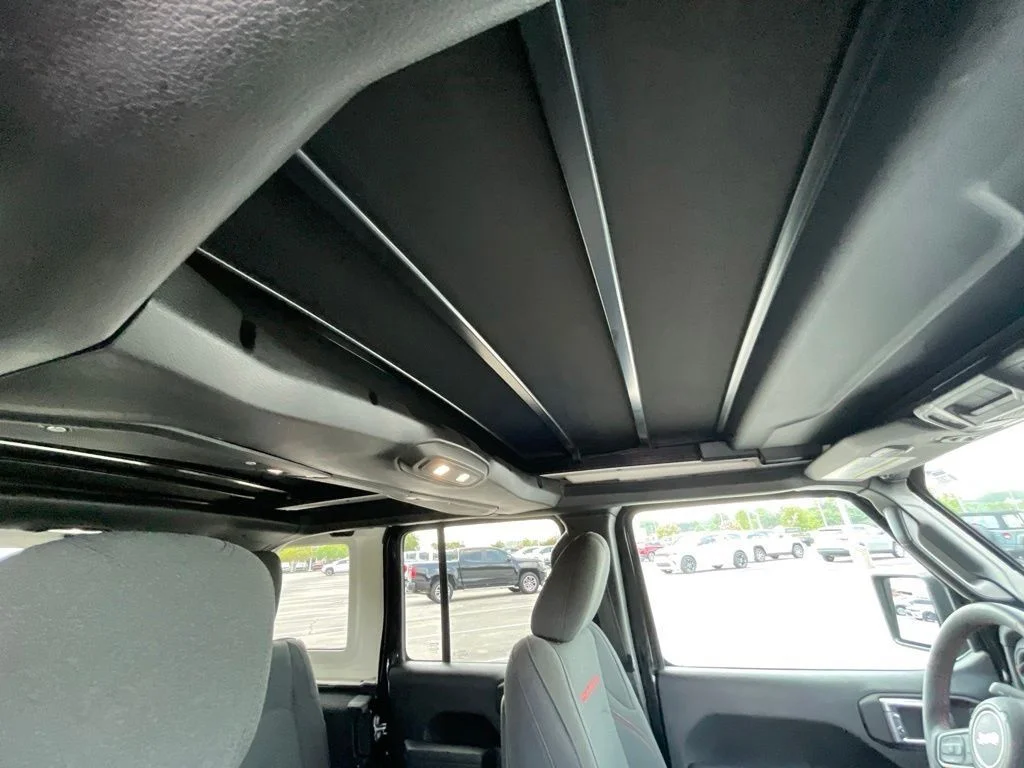 Used 2025 Black Jeep Rubicon image 10