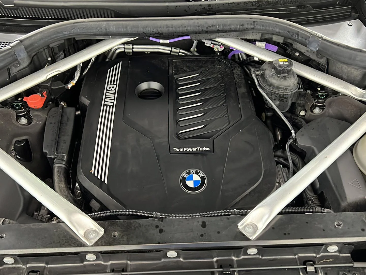 Used 2022 Black Sapphire Metallic BMW xDrive40i image 25