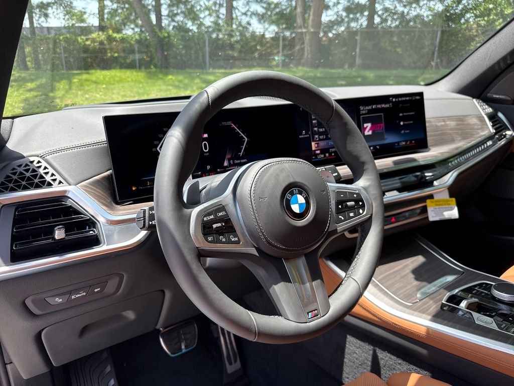 New 2026 Black BMW xDrive40i image 13