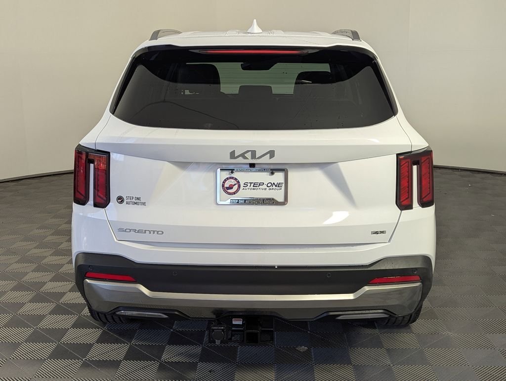 New 2026 Glacial White Pearl Kia EX image 6