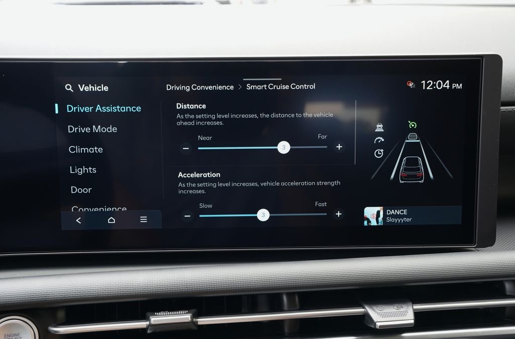 New 2026 Ecotronic Gray Hyundai SE image 32