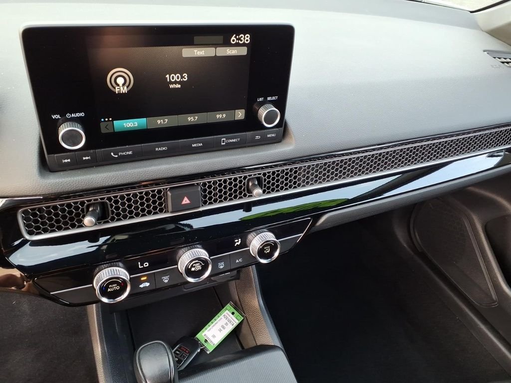 Used 2024 Sonic Gray Pearl Honda Sport image 6