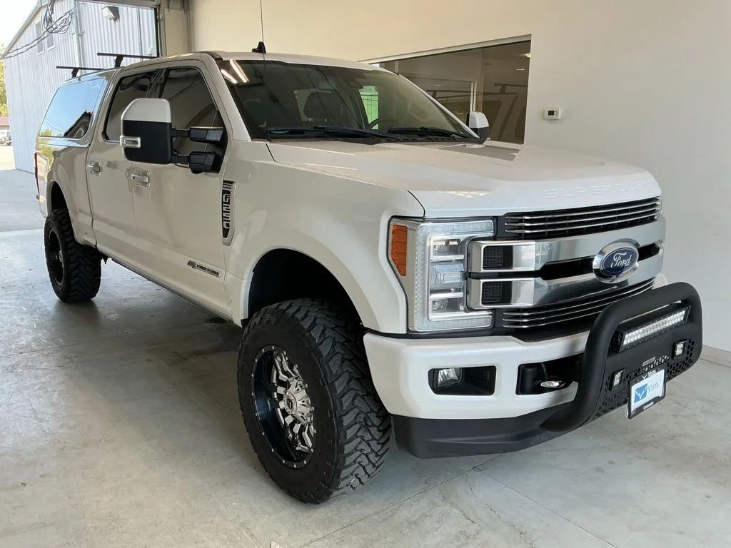 2019 Ford F-250 Limited 4x4 Crew Cab 8' Box's photo