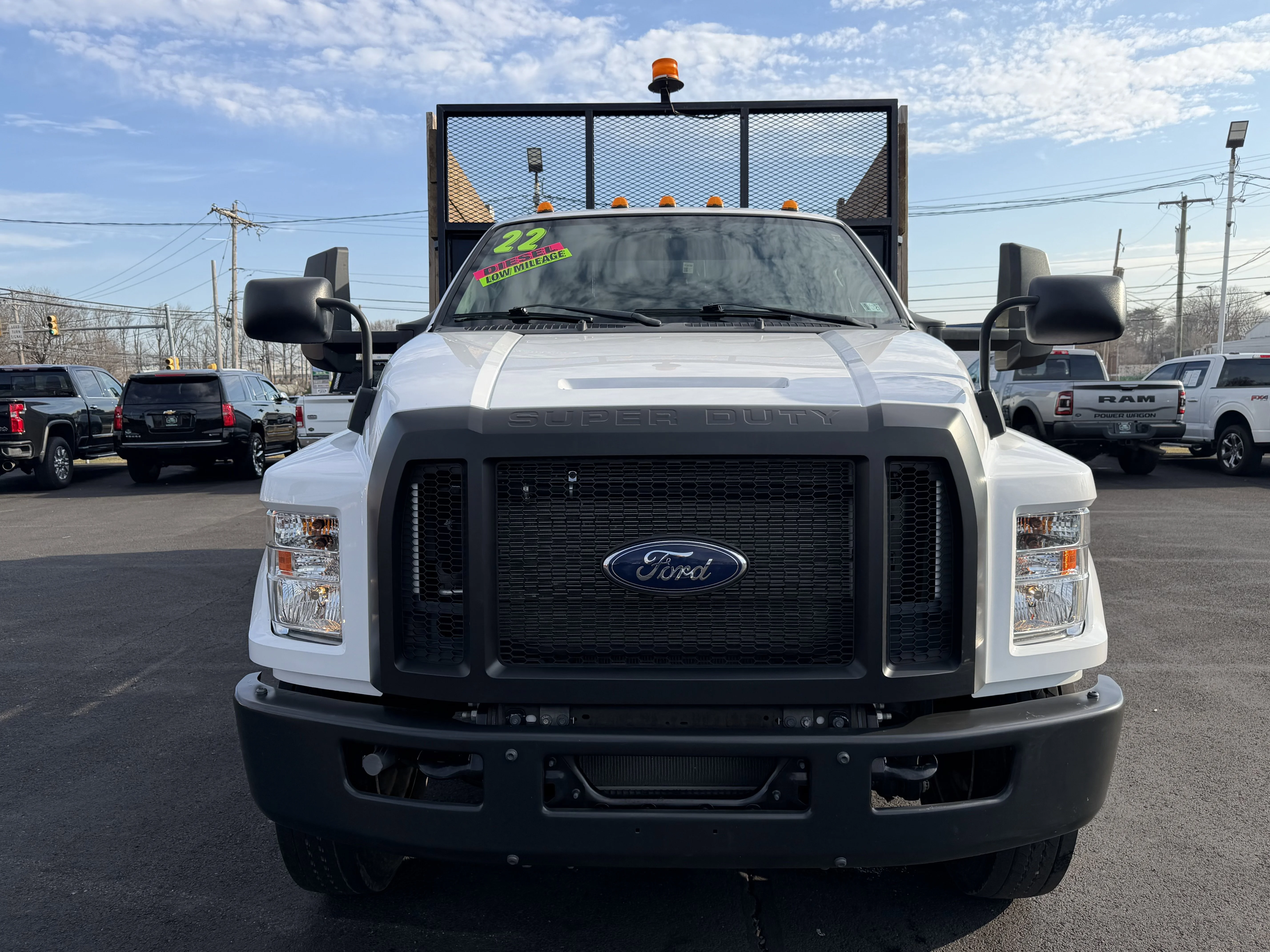 2022 Ford F-750 - Photo 9