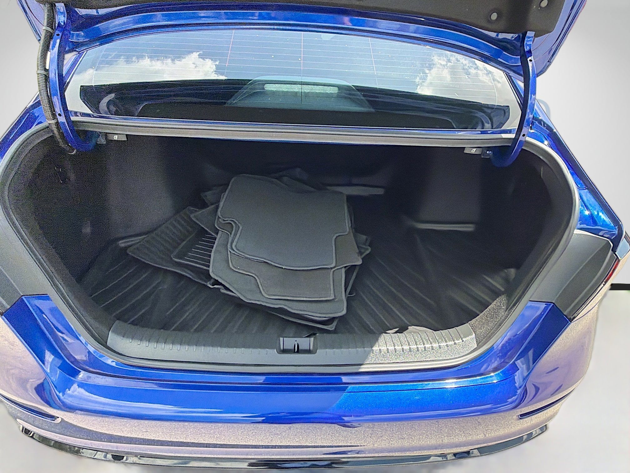Used 2024 Canyon River Blue Metallic Honda Sport-L image 25