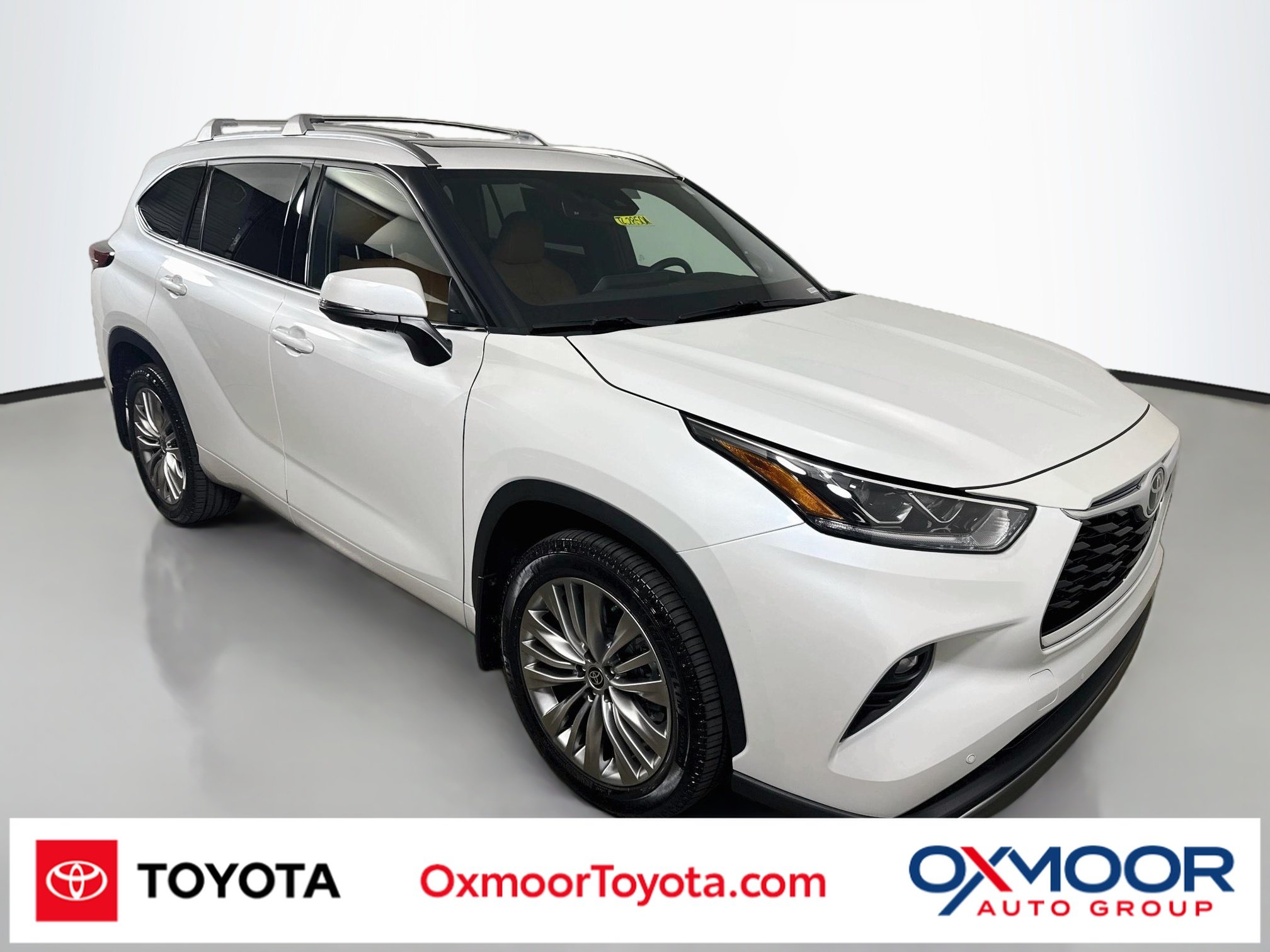 Used 2022 Wind Chill Pearl Toyota Platinum image 1
