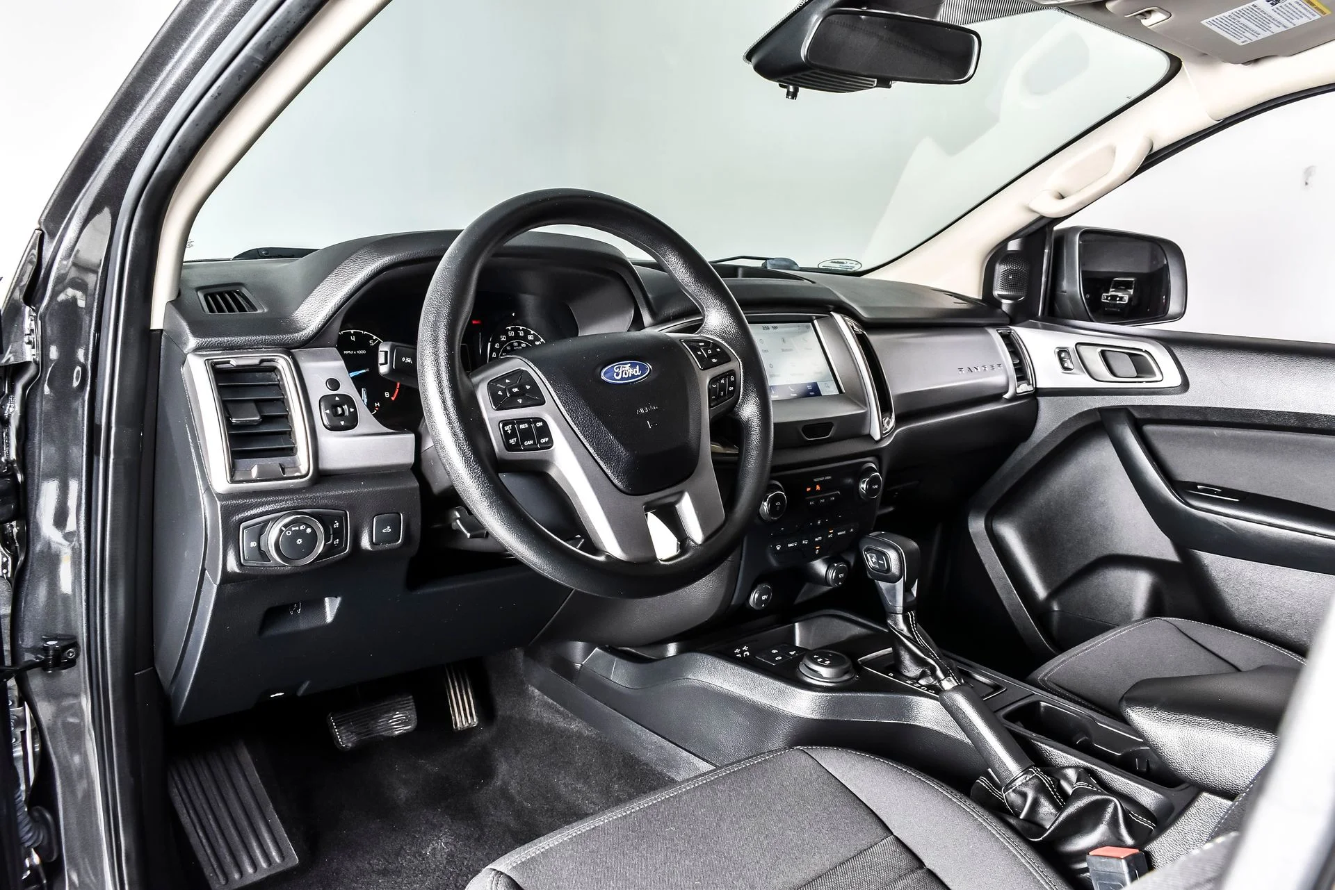 Used 2020 Magnetic Ford XLT image 15