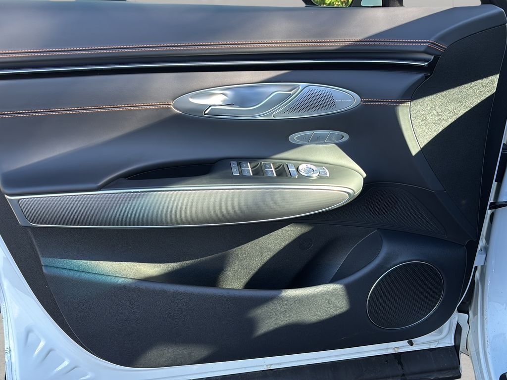 2026 GENESIS GV70 Sport Advanced - Photo 11