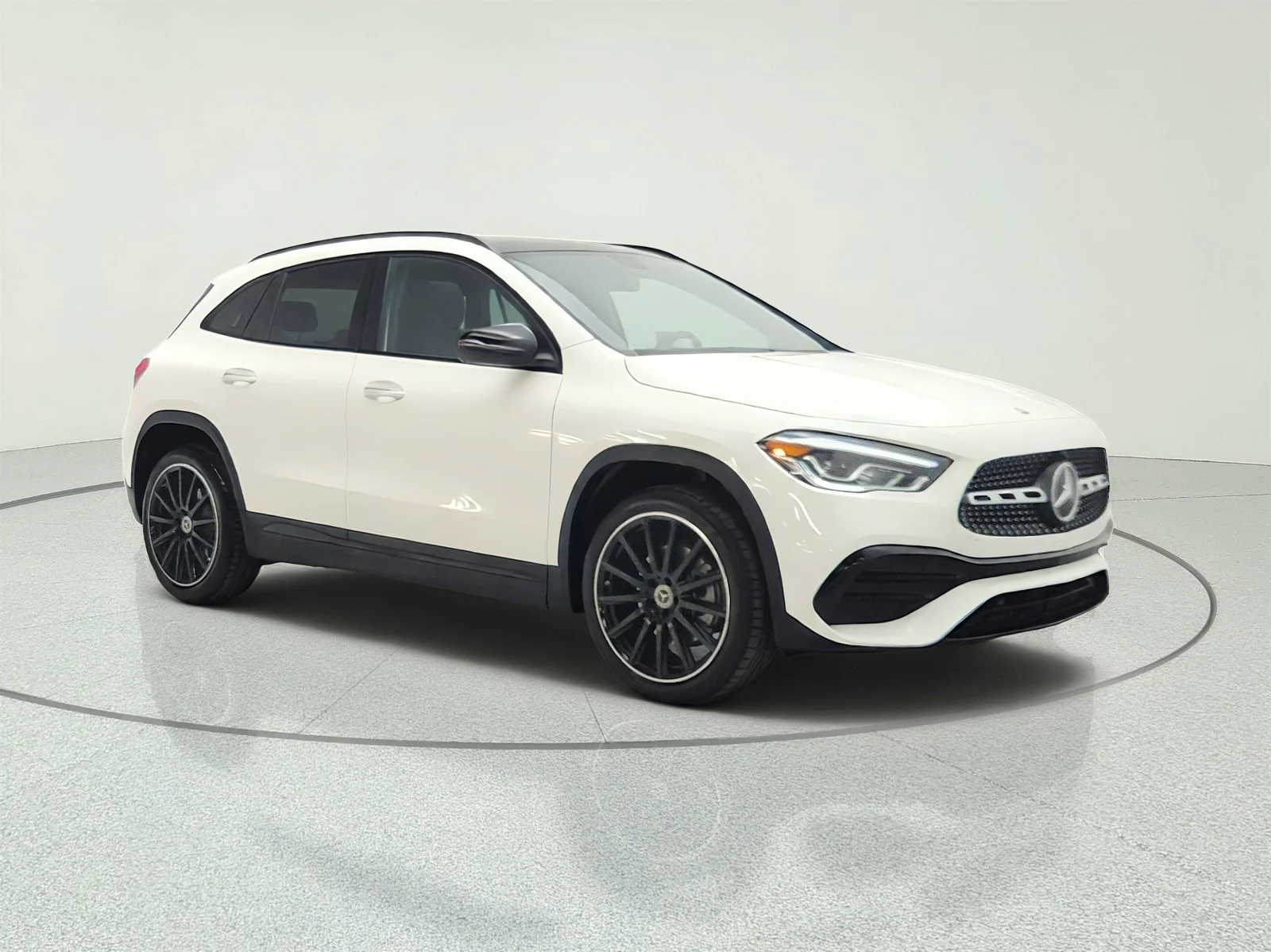 Used 2023 Polar White Mercedes-Benz GLA 250 SUV image 3