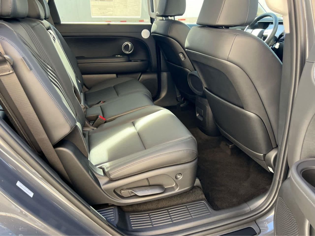 New 2026 Ecotronic Gray Pearl Hyundai SEL Premium AWD image 23