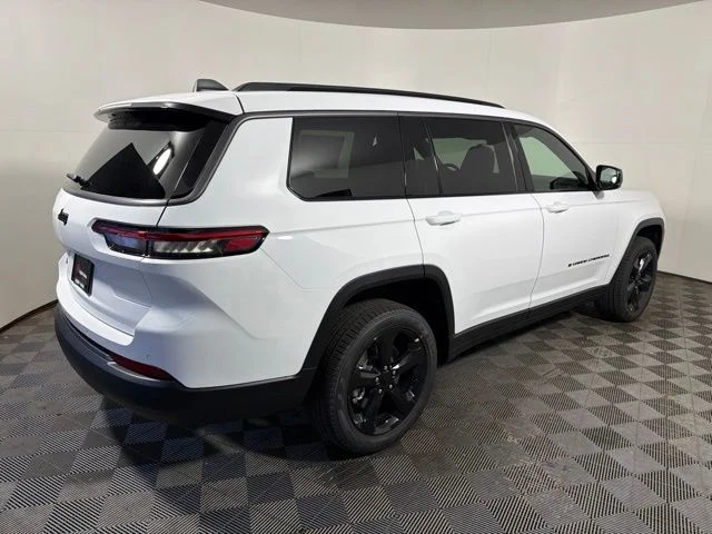New 2026 White/off-white Jeep Limited image 7