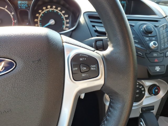 Used 2014 Silver Ford SE image 24
