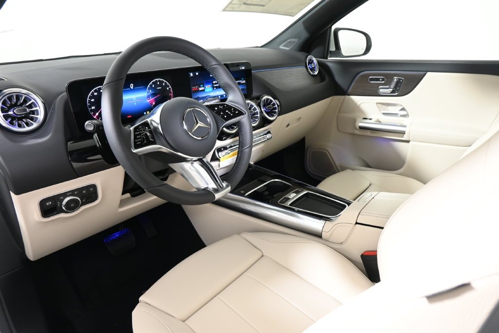 Used 2026 Polar White Mercedes-Benz GLA 250 image 14