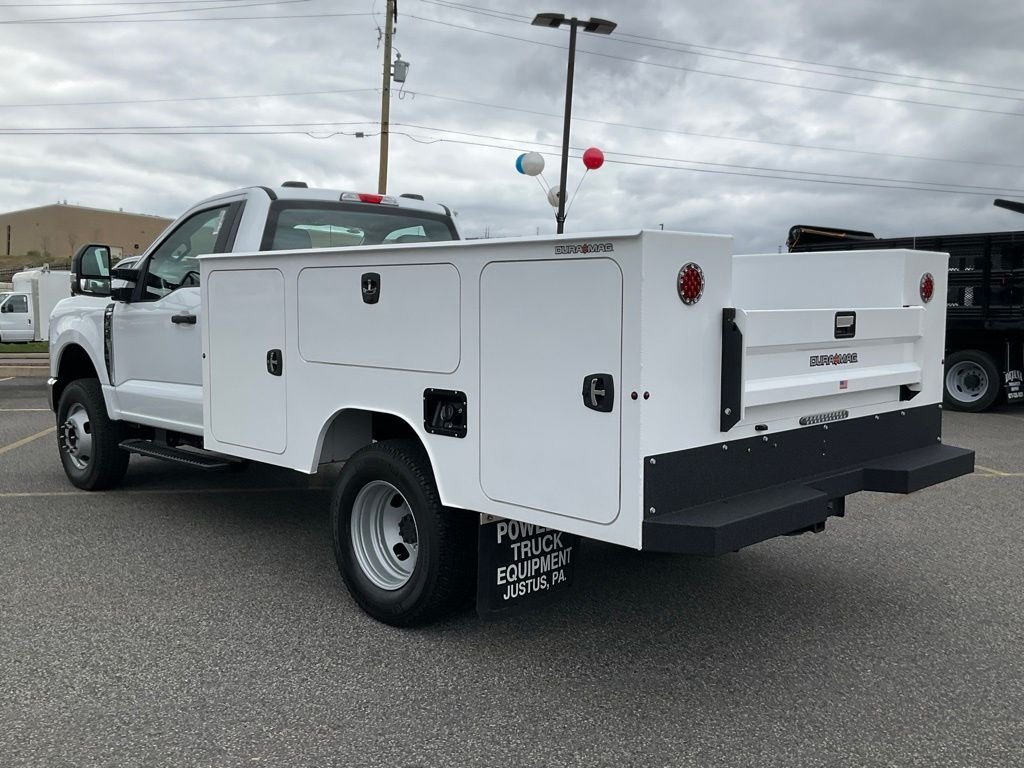 New 2026 Oxford White Ford F-350® XL image 32
