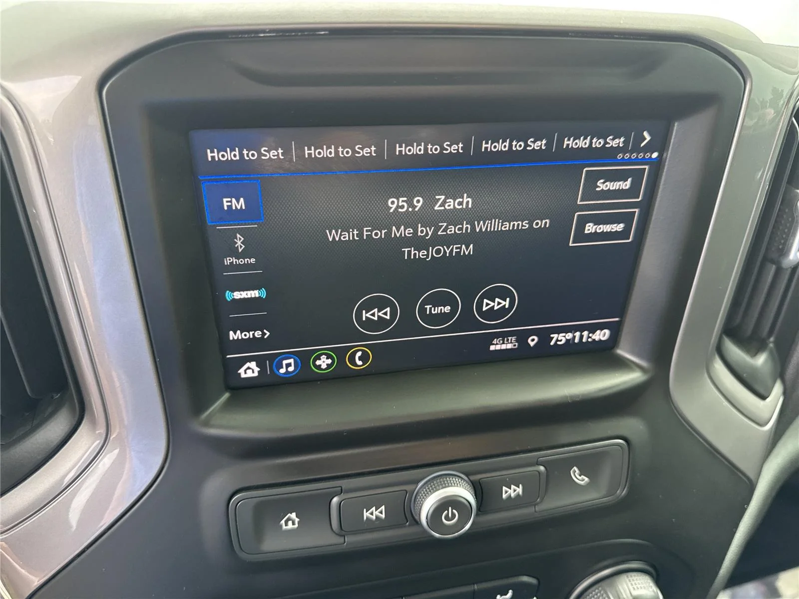 Used 2021 SILVER ICE METALLIC Chevrolet Custom image 25