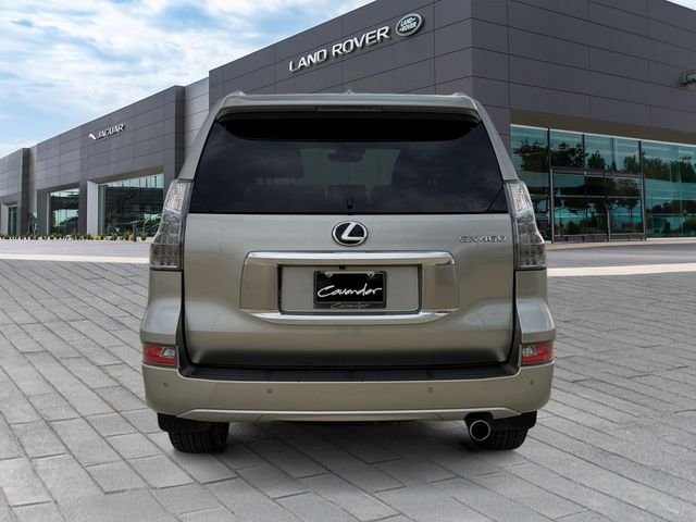 Used 2022 Silver Lexus 460 image 4