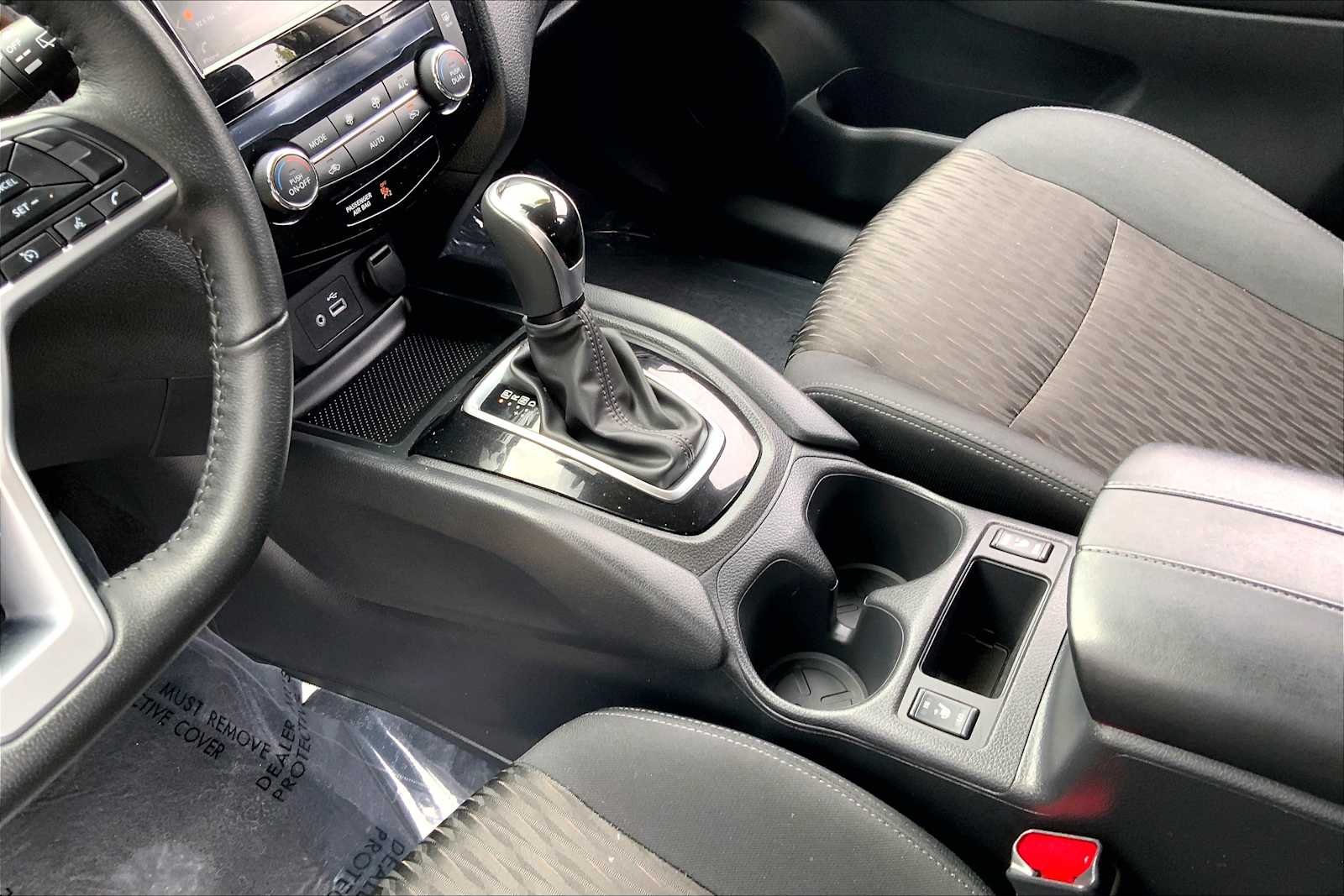 Used 2019 MIDNIGHT PINE M Nissan SV image 16