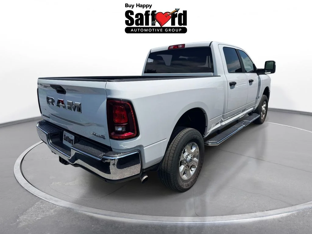 Used 2026 White Ram Big Horn image 3
