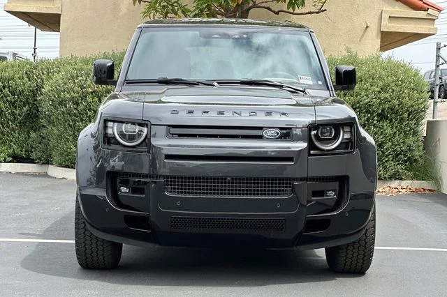 New 2026 Carpathian Grey Land Rover X-Dynamic SE image 8