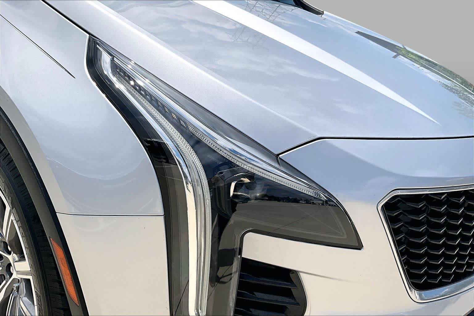 Used 2020 Radiant Silver Metallic Cadillac FWD Sport image 55