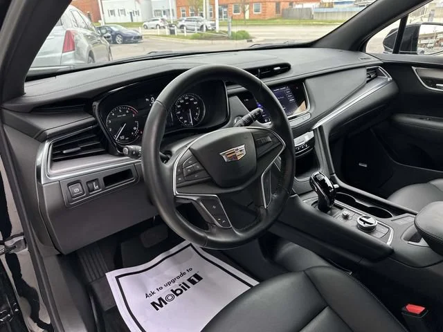 Certified Used 2025 Stellar Black Metallic Cadillac Luxury image 16