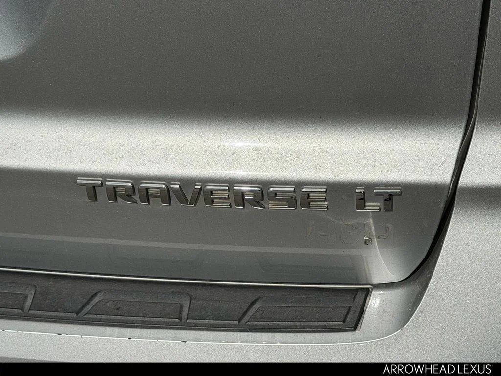 Used 2014 Silver Chevrolet LT image 11
