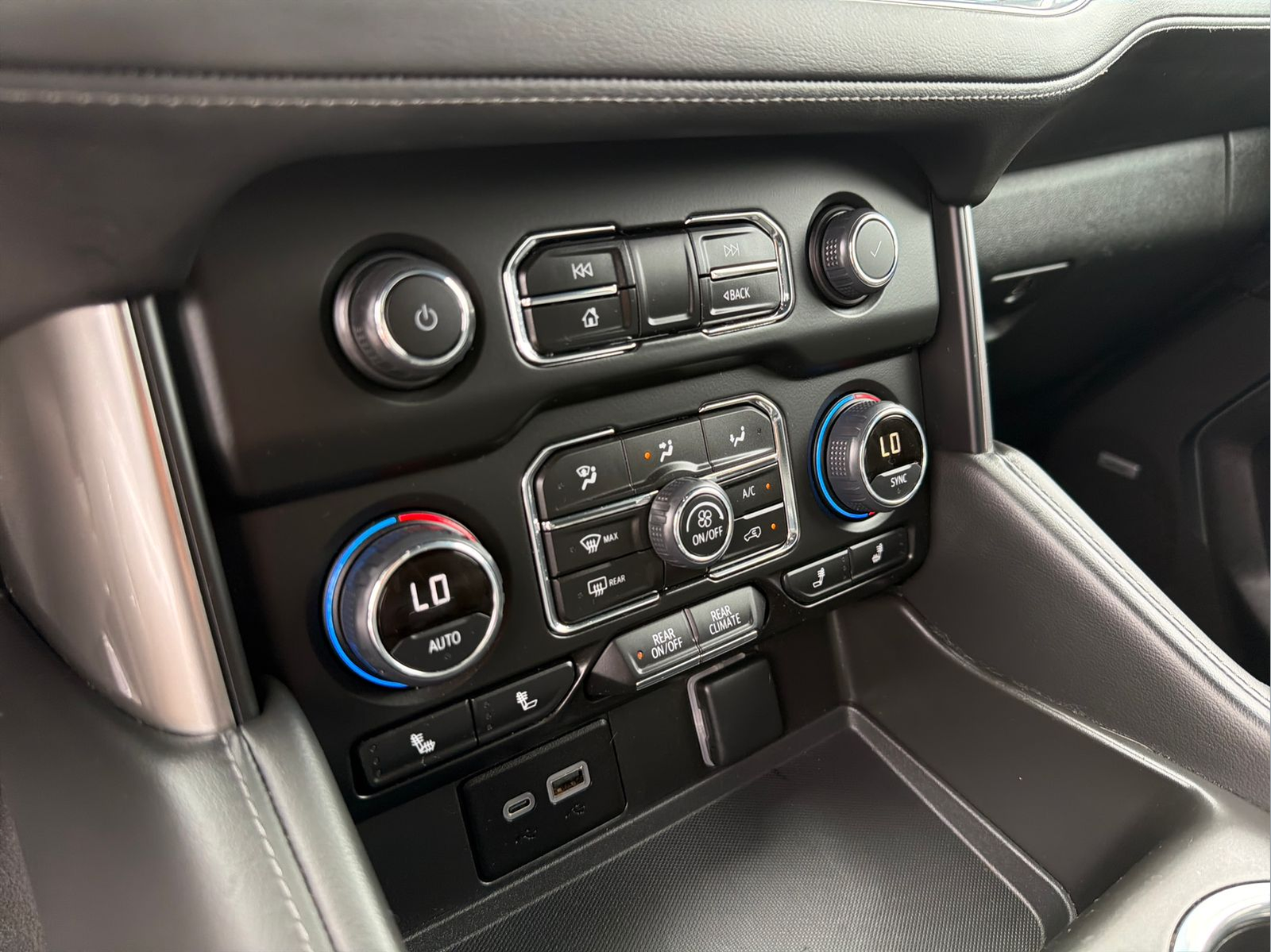 Used 2024 Black Chevrolet LT image 25