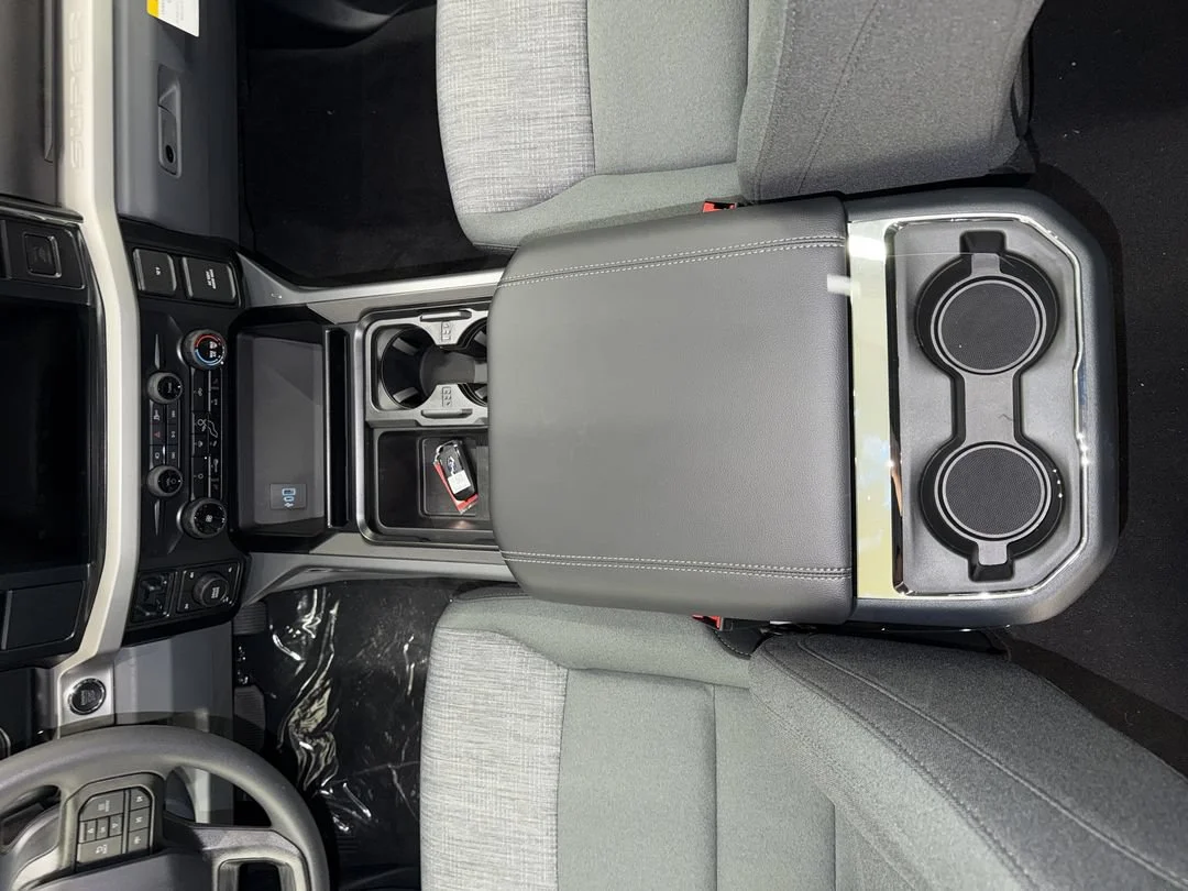 New 2026 Oxford White Ford F-250® XLT image 23