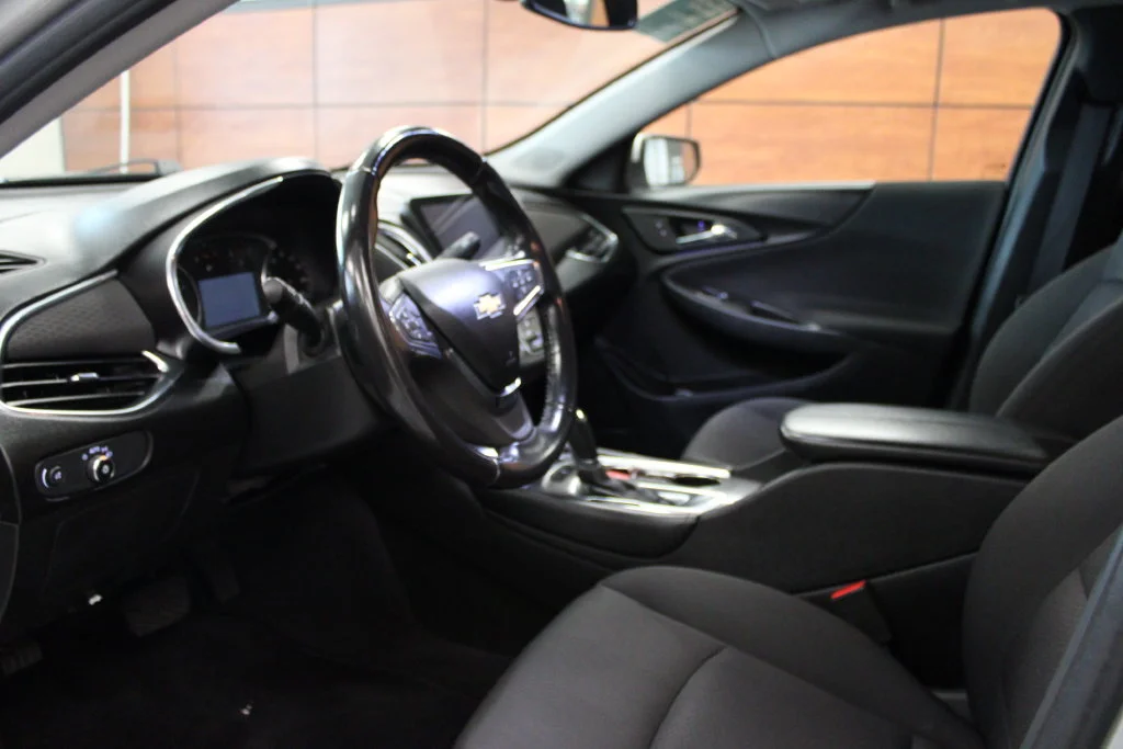 Certified Used 2018 Silver Ice Metallic Chevrolet LT image 16