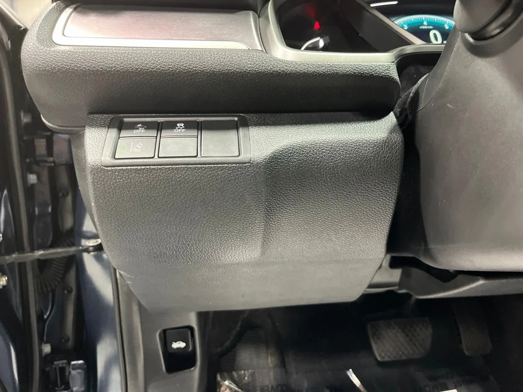 Certified Used 2017  Honda EX-T image 13