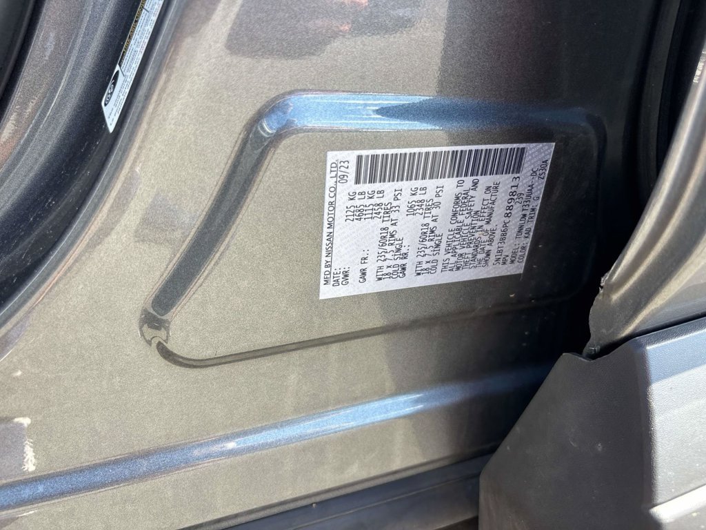 Used 2023 Gray Nissan SV image 29