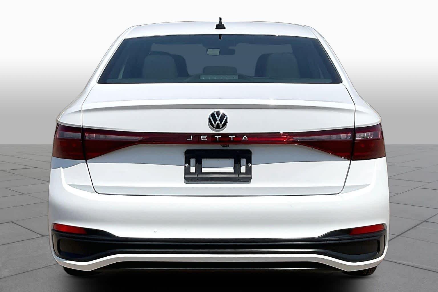 Used 2025 Pure White Volkswagen Sport image 5