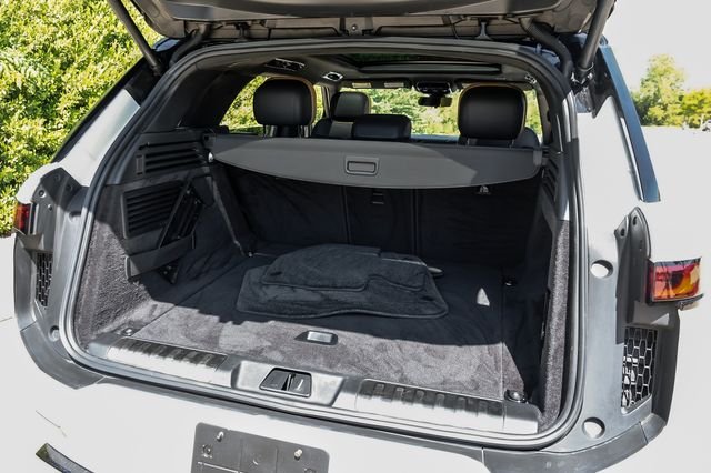 Certified Used 2025 White Land Rover Autobiography image 61