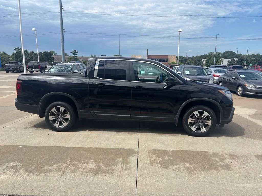Used 2019 Black Honda RTL-T image 4