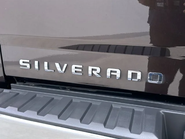 Used 2018 Brown Chevrolet LT image 36