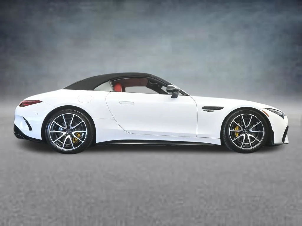 Used 2022 White Mercedes-Benz SL 63 AMG® image 71