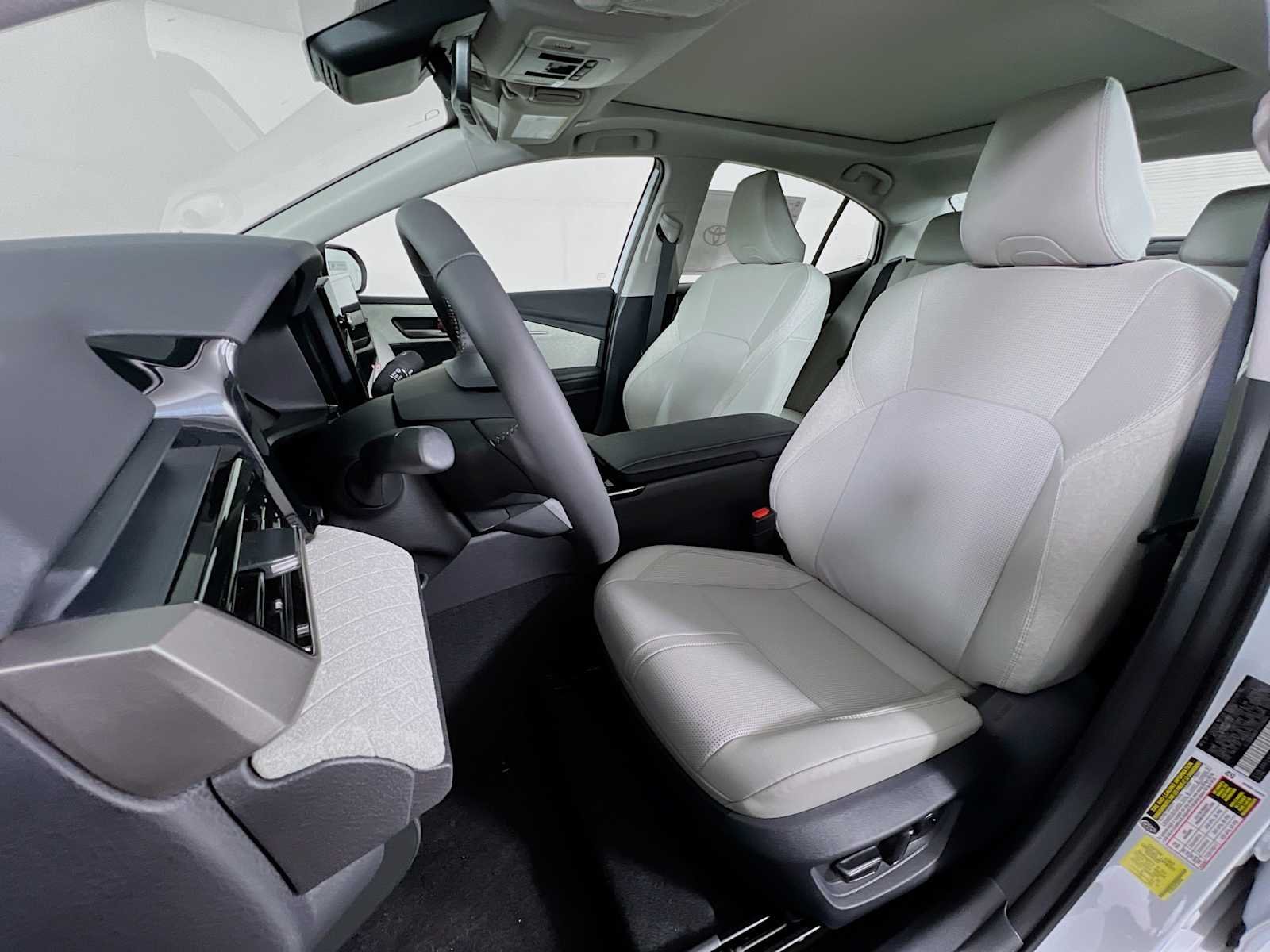 2026 Toyota Camry — photo 13