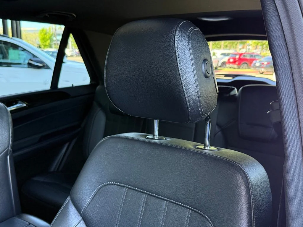 Used 2017  Mercedes-Benz GLE 350 image 3