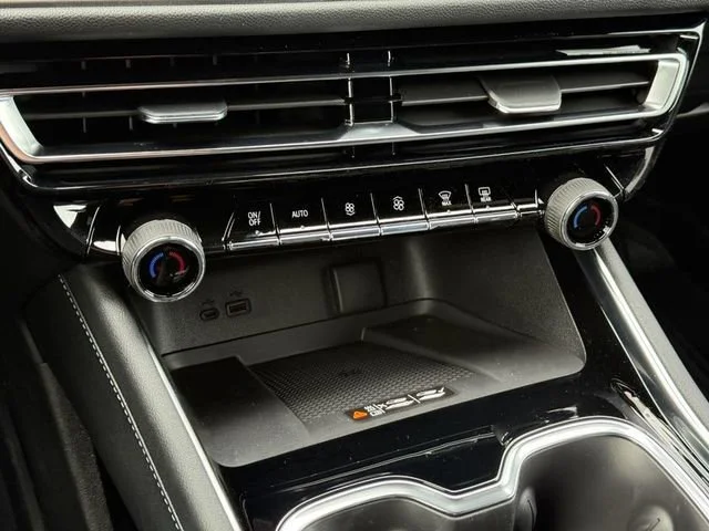 2026 Chevrolet Traverse LT - Photo 14