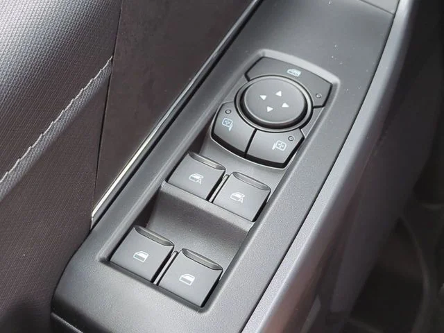 New 2026 Carbonized Gray Metallic Ford XLT image 24