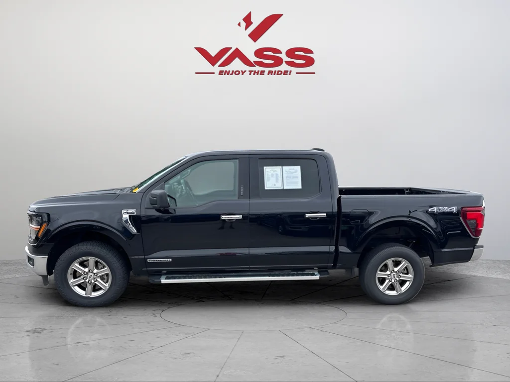 Used 2024 Black Metallic Ford XLT image 2