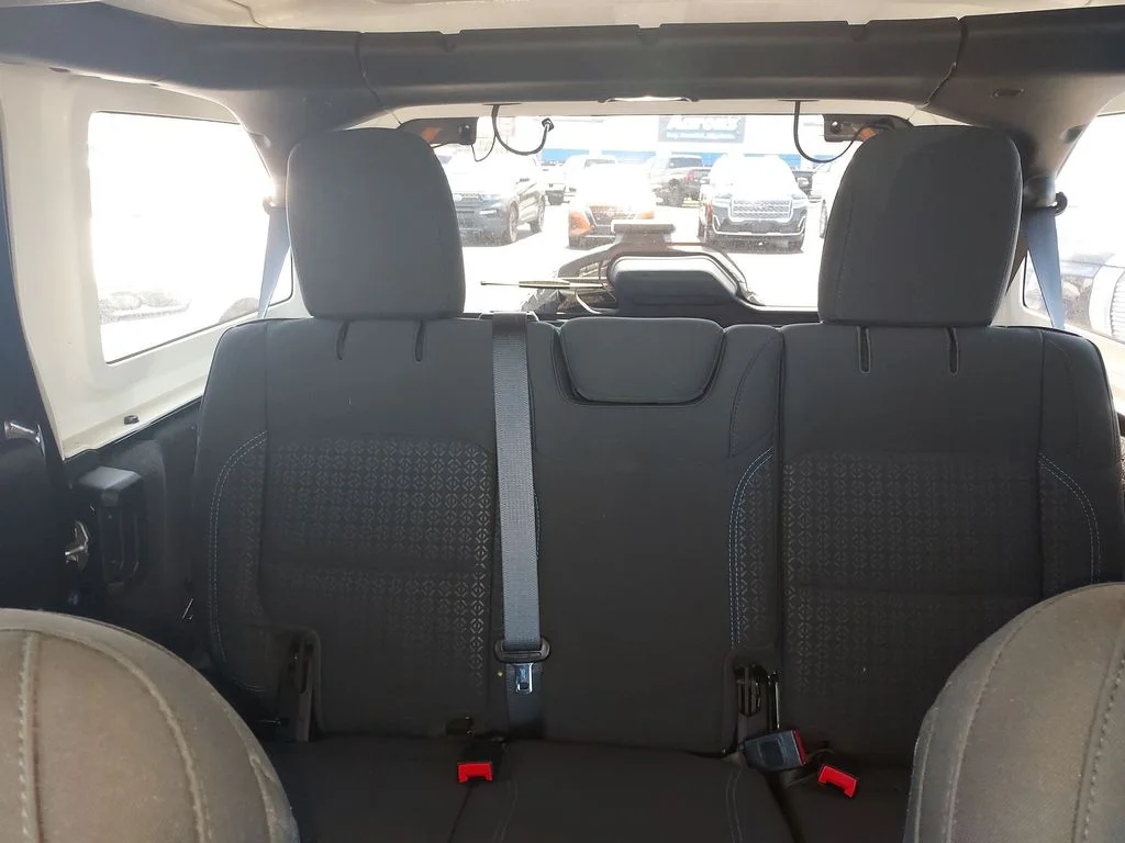 Used 2021 Black Jeep Unlimited Islander image 13