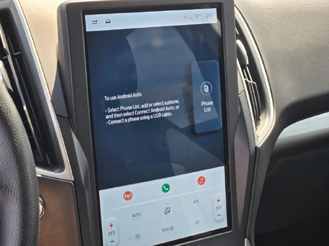 Used 2022 Gray Ford SE image 22