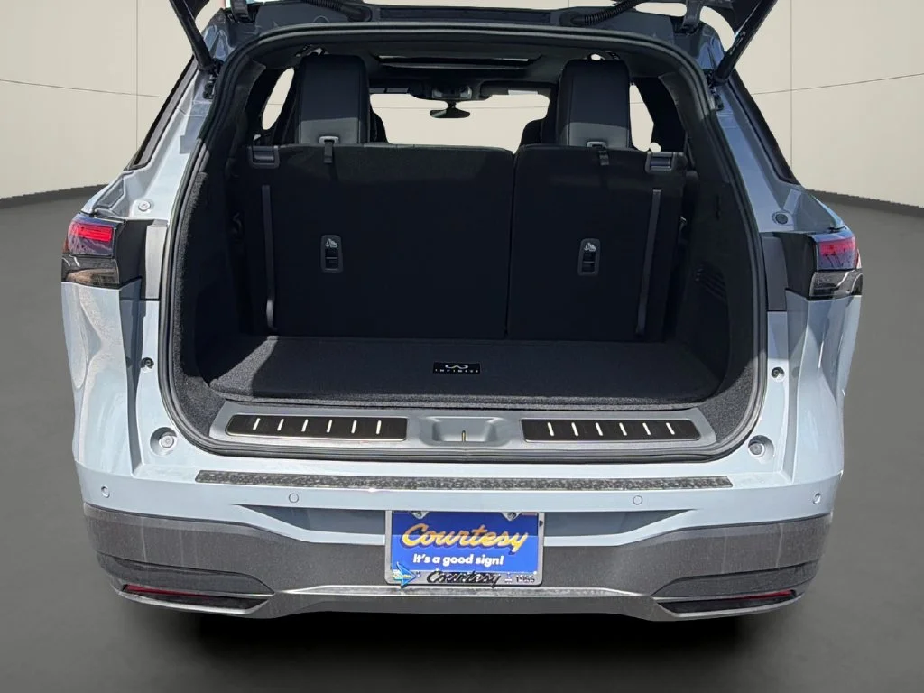 New 2027 HARBOR GRAY INFINITI Sport AWD image 10