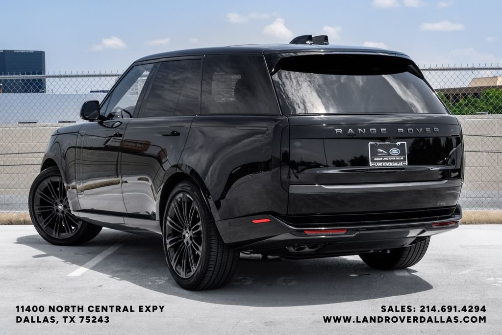 Used 2024 Black Land Rover Autobiography image 8