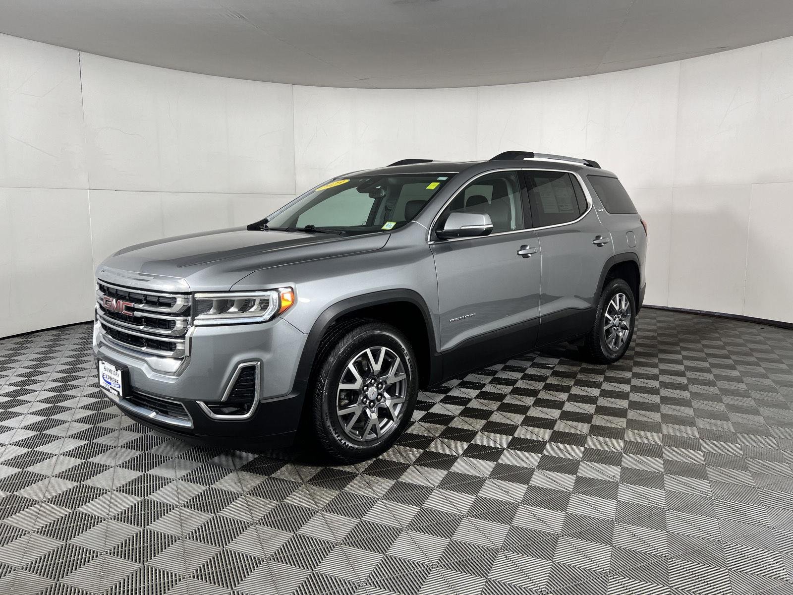 Used 2023 Sterling Metallic GMC SLT image 46