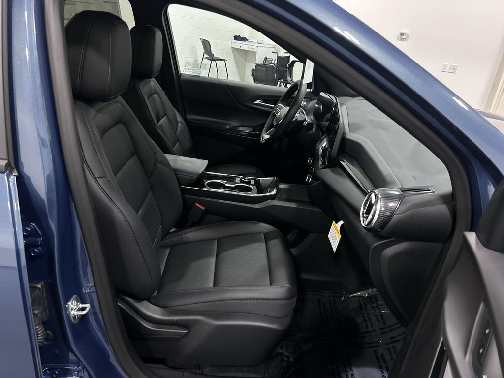 New 2027 Lakeshore Blue Metallic Chevrolet LT image 25