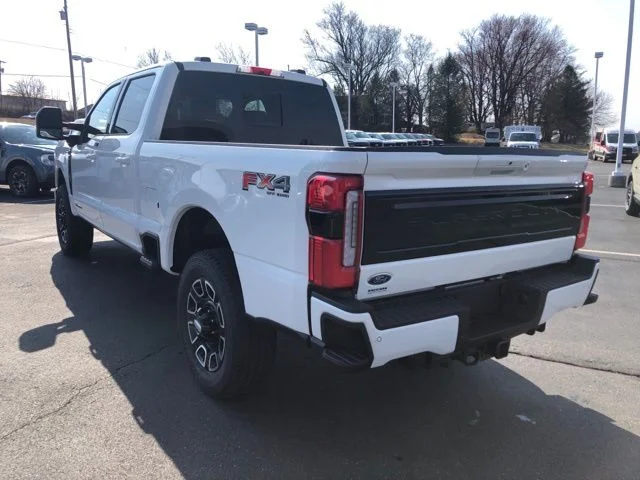 2025 Ford F-250 Super Duty Platinum - Photo 28