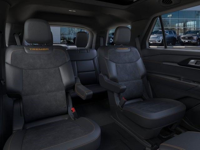 New 2026 Agate Black Metallic Ford Tremor image 13