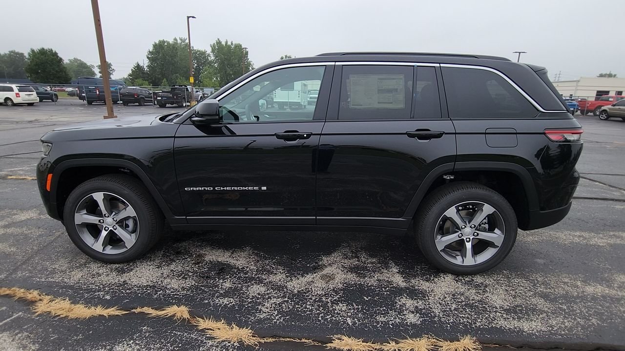 New 2026 Black Jeep Limited image 5